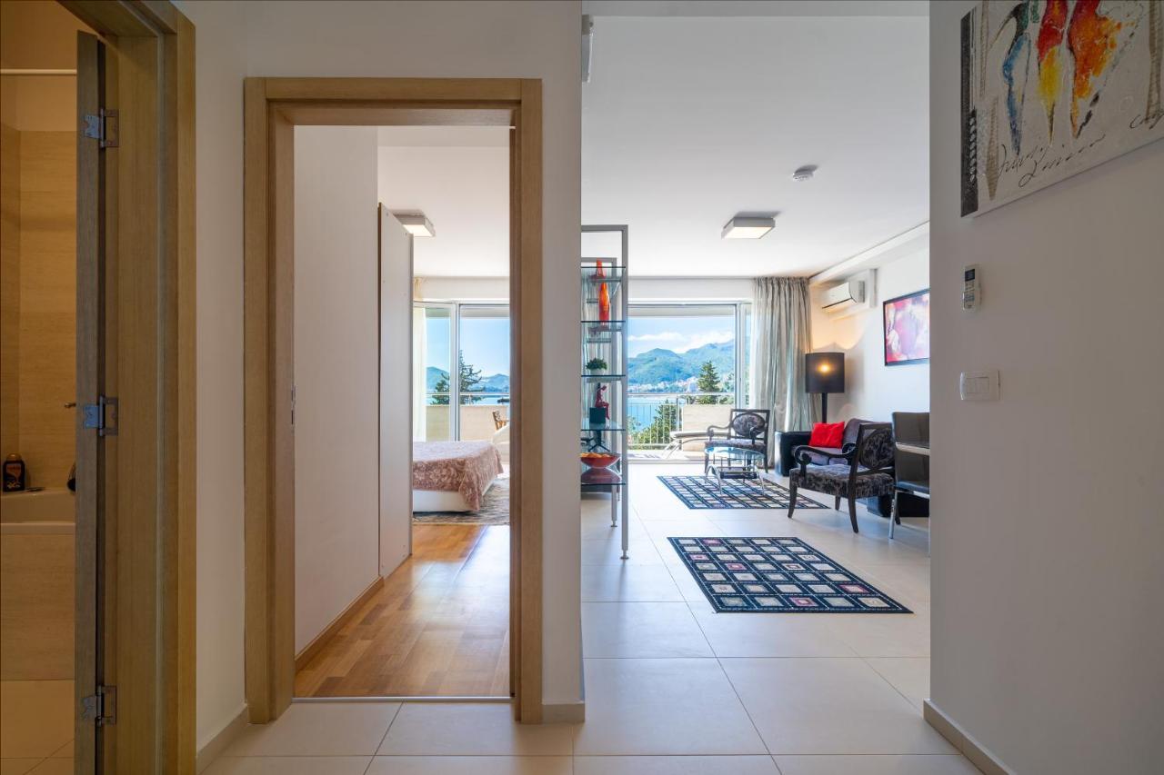 Apartment Sweet Memories Sveti Stefan Bagian luar foto