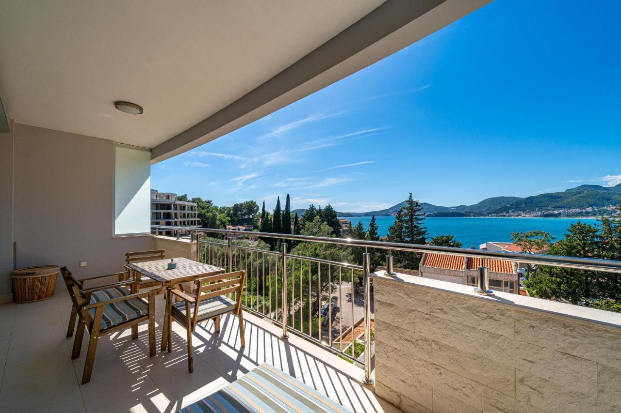 Apartment Sweet Memories Sveti Stefan Bagian luar foto