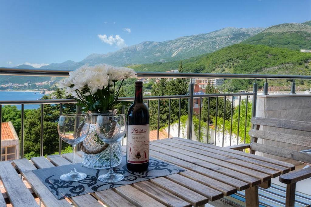 Apartment Sweet Memories Sveti Stefan Bagian luar foto